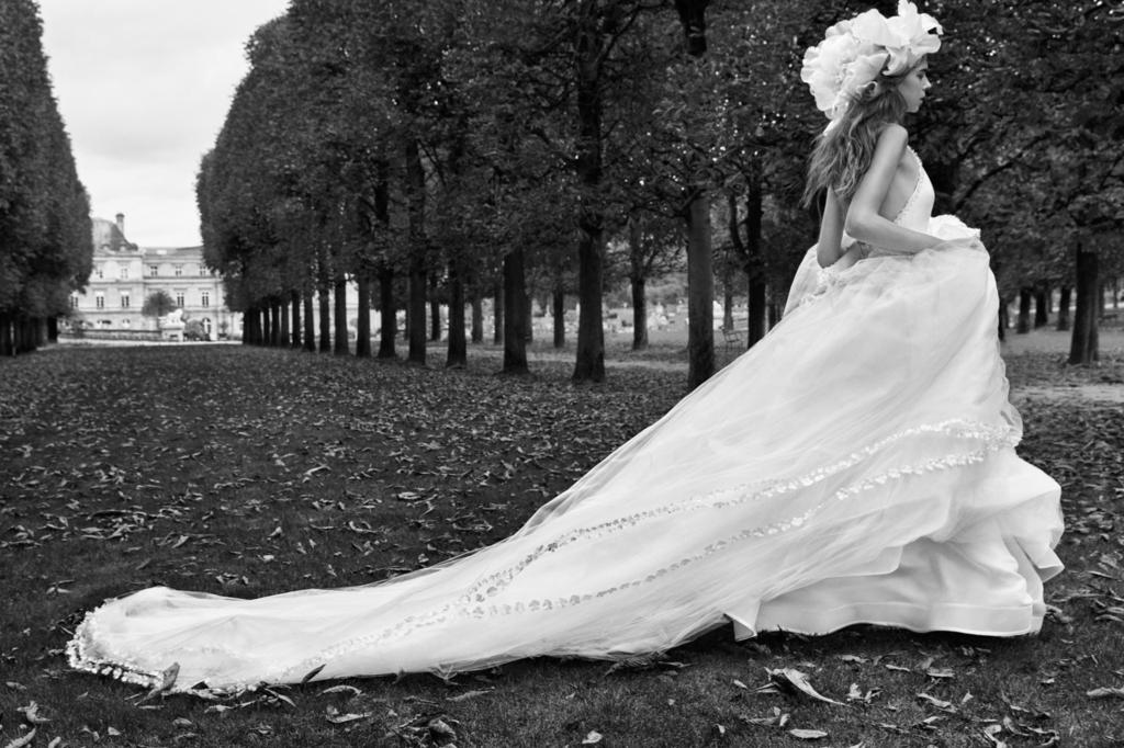 Vera Wang Bride Fall 2020 Vera Wang 30th Anniversary Bridal Collection