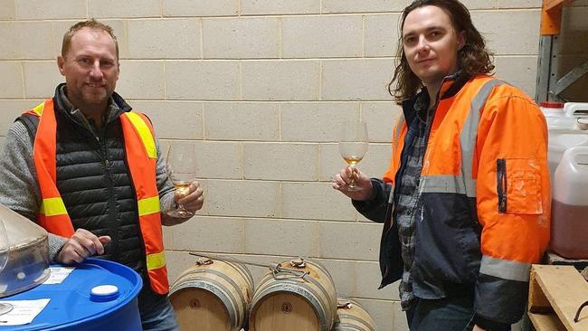 Simon Tolley and Hugh Holds have joined forces to find a way to turn smoke-tainted grapes into brandy or gin. Source: Simon Tolley