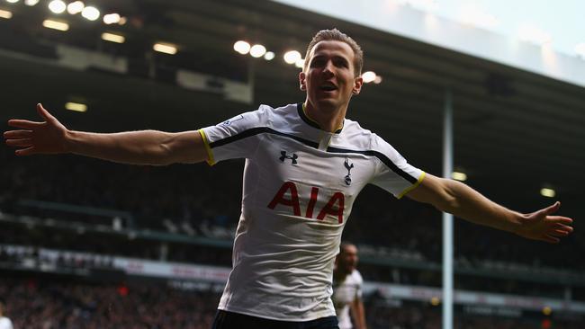 LONDON, ENGLAND - FEBRUARY 07: Harry Kane of Tottenham Hotspur celebrates scoring his goal during the Barclays Premier League match between Tottenham Hotspur and Arsenal at White Hart Lane on February 7, 2015 in London, England. (Photo by Clive Rose/Getty Images)