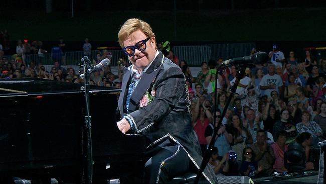 Elton John performing at C.ex Coffs International Stadium.