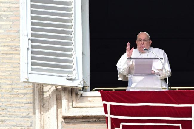 Pope Francis had part of a lung removed as a young man