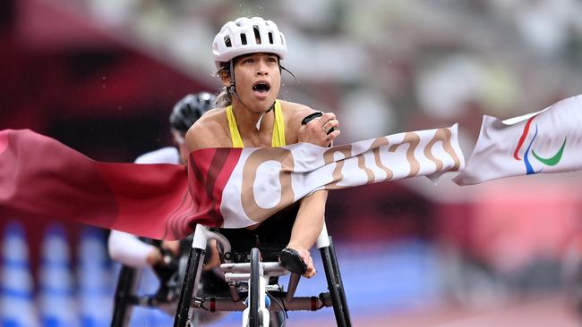 Madison de Rozario celebrated winning marathon gold. Picture: Alex Davidson/Getty