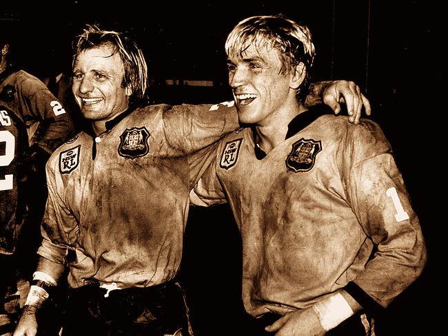 Kieren’s famous dad Garry Jack pictured with Peter Sterling celebrating a NSW victory over Queensland in 1985.