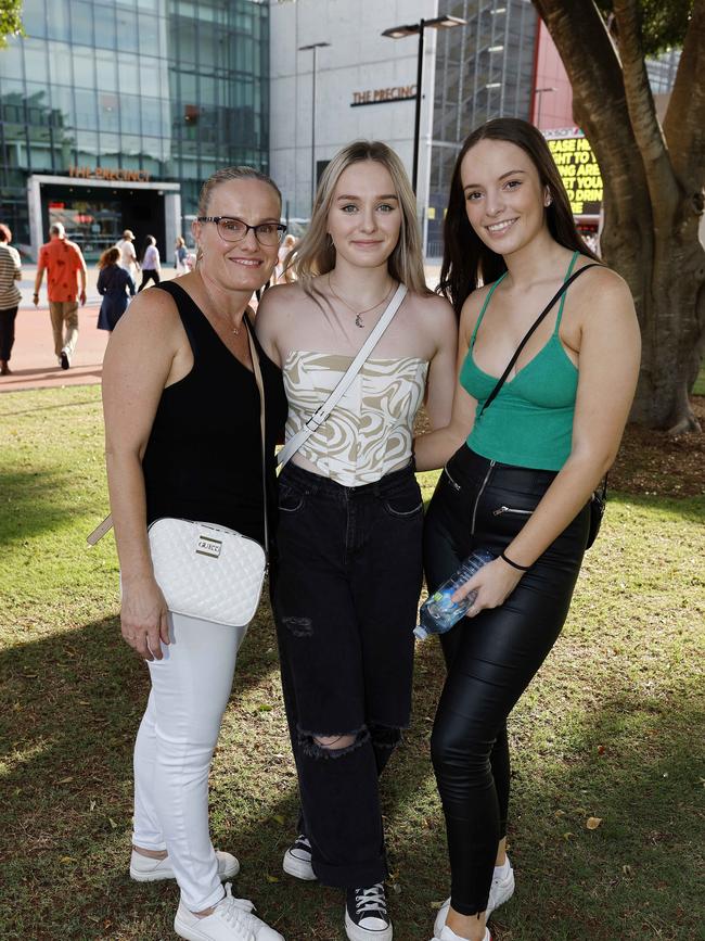 Catherine Cardiff, Lily Deaves and Natia Meyers at the Ed Sheeran concert at Suncorp Stadium. Picture: Josh Woning