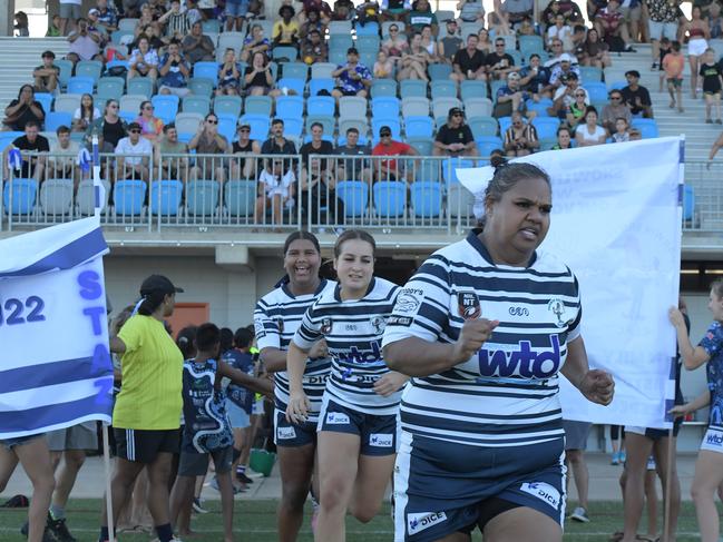 Darwin Brothers Bianca Scrymgour leads her girls on in the Womens NRLNT Grand Final 2022. Picture: (A)manda Parkinson