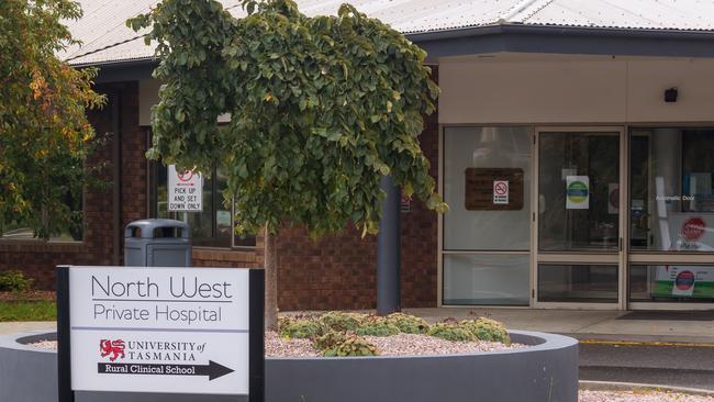 The North West Private Hospital is seen closed in Burnie, Tasmania, Tuesday, April 14, 2020. Health workers in northwest Tasmania, where a coronavirus outbreak has shut two hospitals, attended an "illegal" dinner party together, Australia's Chief Medical Officer Brendan Murphy has revealed. (AAP Image/Simon Sturzaker) NO ARCHIVING