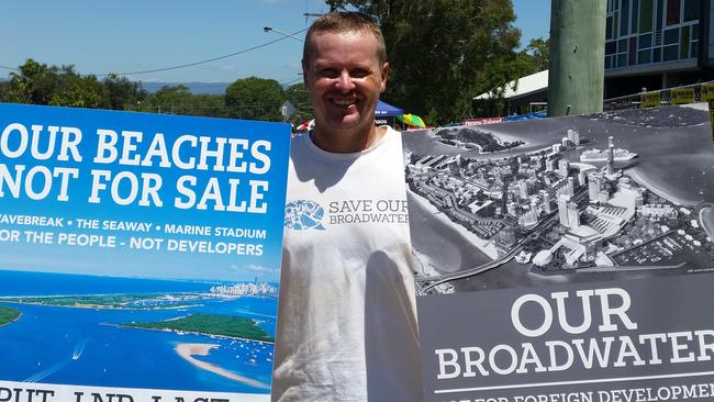 Mark Barlow from Save our Broadwater says LNP candidates should have objected against the proposed broadwater Marine Project earlier.