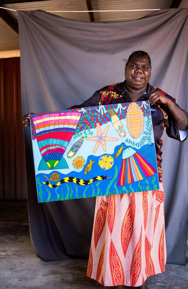 Artist Elizabeth Wullunmingu will talk at 2pm on Saturday at the Laundry Gallery. Picture: Supplied