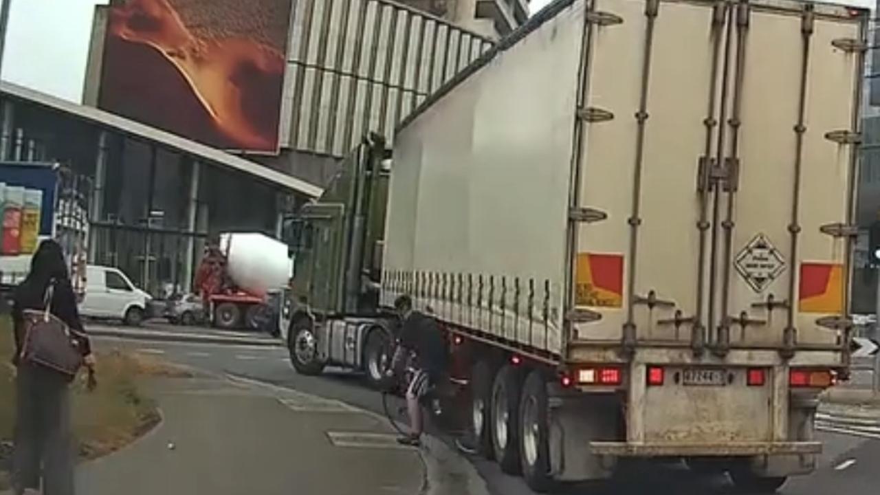 The cyclists pulled to the side of the lane. Picture: Dash Cam Owners Australia