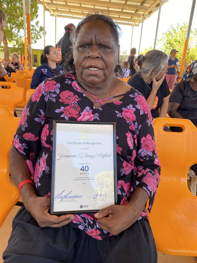 Yuendumu School Assistant Principal Yamurna (Nancy) Oldfield with her Certificate of Recognition. Picture: Supplied