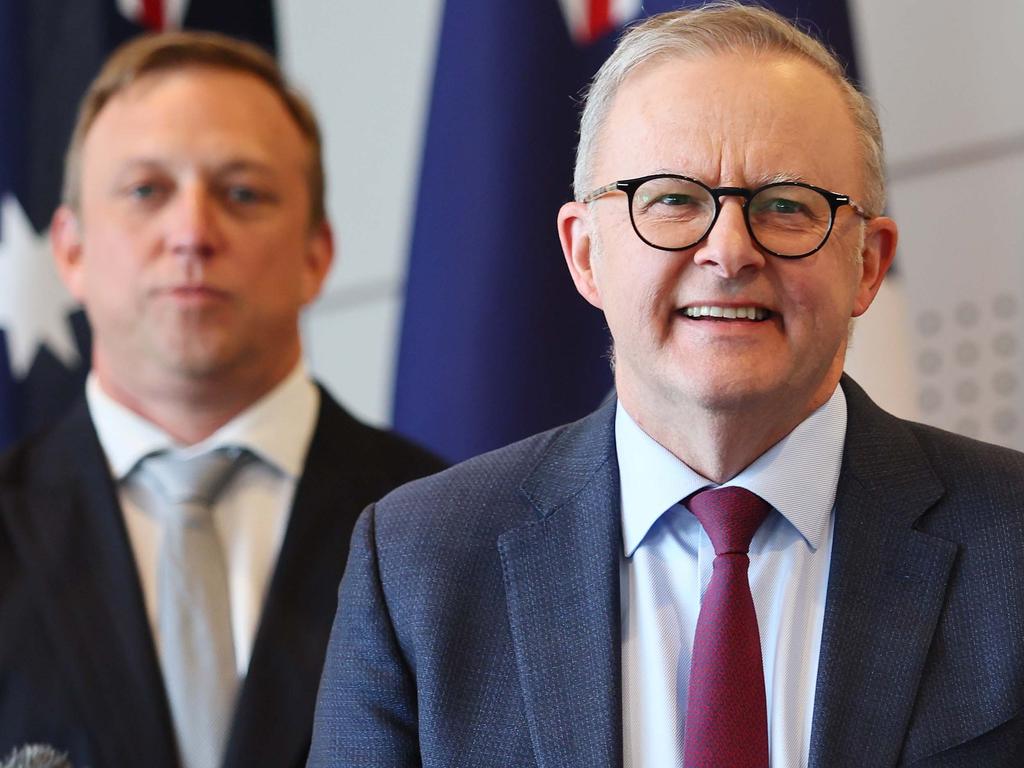 Rivals, Libs’ ire at US computer firm ‘head start’
