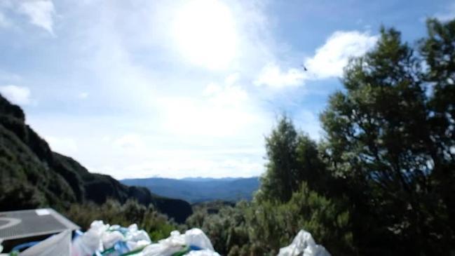 Lake Tahune Hut Construction