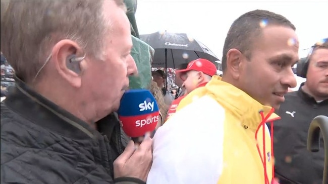 Usman Khawaja bumped into Martin Brundle on his grid walk before the Australian Grand Prix. Photo: Sky Sports.