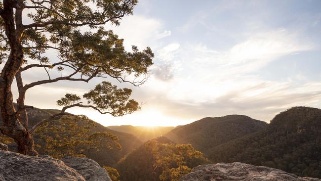 Scenic sunset over the Hawkesbury Valley