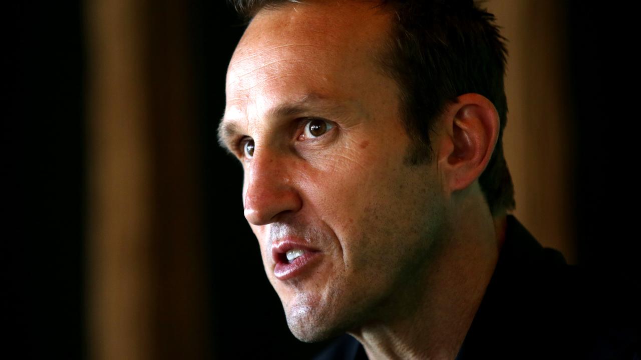 Photo of Réaction de l’Australie contre la France, Mark Schwarzer appelle le gouvernement, le football australien à régler le problème du financement