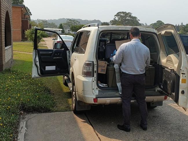 Police locate goods believed to be stolen during bushfires.