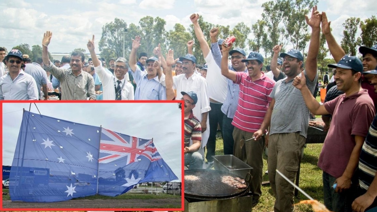 Mosque to fly Australia’s largest flag