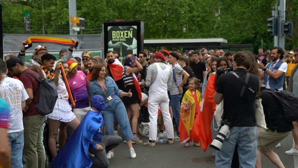 Lights, cameras, action at Eurovision Song Contest final