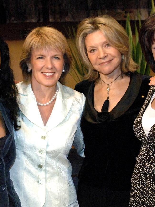 Julie Bishop and Carla Zampatti in 2006.