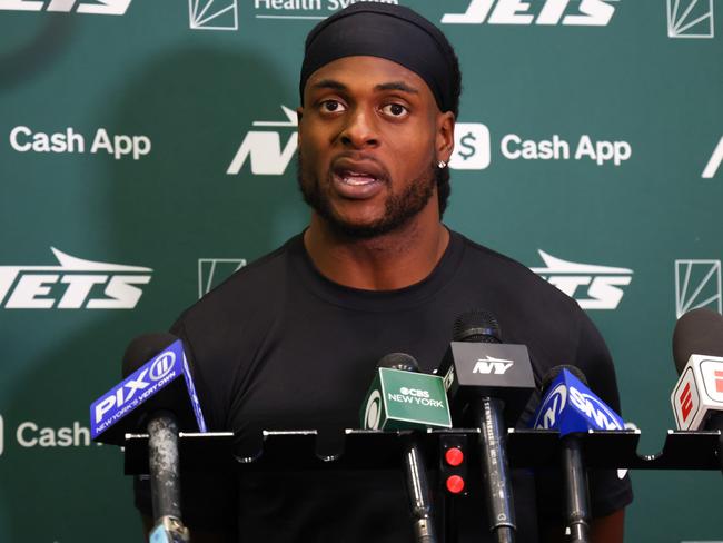 EAST RUTHERFORD, NEW JERSEY - OCTOBER 16: Davante Adams #17 of the New York Jets speaks to members of the media at the Atlantic Health Jets Training Center on October 16, 2024 in Florham Park, New Jersey. (Photo by Ed Mulholland/Getty Images)