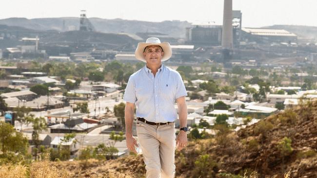 Traeger MP Robbie Katter has fought to keep the Mount Isa Copper Operations (MICO) open since Glencore announced last year that it would close it. He has mixed views about the new technology, believing it had potential but should not be developed on the condition of the mine’s closure. Photo – Joanna Giemza-Meehan