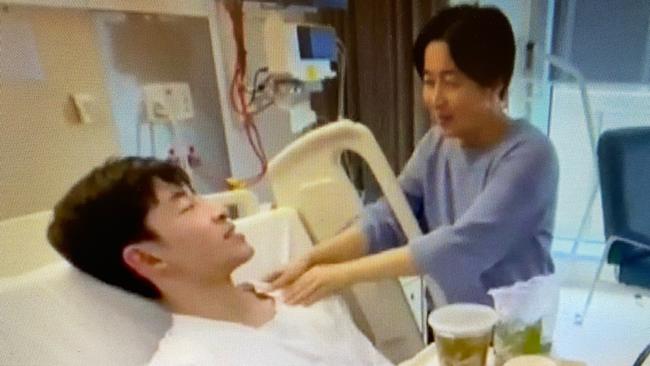 Rong Shi with his mum at Geelong hospital. Picture: ABC News