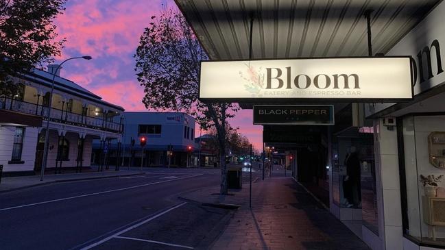 Bloom Eatery and Espresso Bar in Mount Gambier has been sold to the owners of Kahma Coffee and Donuts.