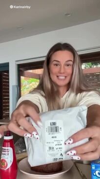 Aussie's bizarre sandwich combo goes viral: 'Best thing ever!'
