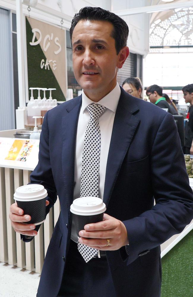 Brisbane, 23 February 2025. Queensland Premier David Crisafulli orders coffee at DCÃ•s Cafe in Forest Lakes. Picture: Supplied by the Department of the Premier/Tertius Pickard.