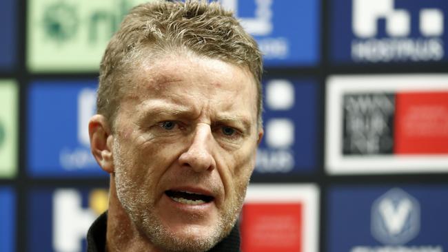 Damien Hardwick wants to see clubs given licence to activate the sub after three-quarter-time. Picture: Darrian Traynor/Getty Images