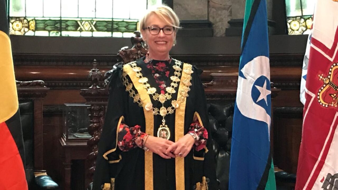 Sally Capp sworn in as Melbourne's Lord Mayor