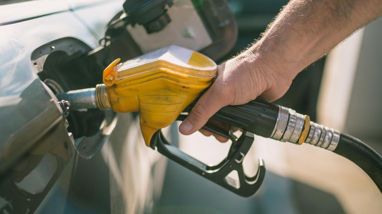 melbourne-petrol-prices-fuel-cost-continues-to-decrease-herald-sun