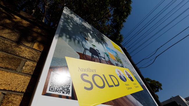 SYDNEY, AUSTRALIA - NewsWire Photos SEPTEMBER 14 2023. Generic housing & real estate house generics. Pic shows a sold sign for an apartment which went to auction in Drummoyne. Picture: NCA NewsWire / Max Mason-Hubers