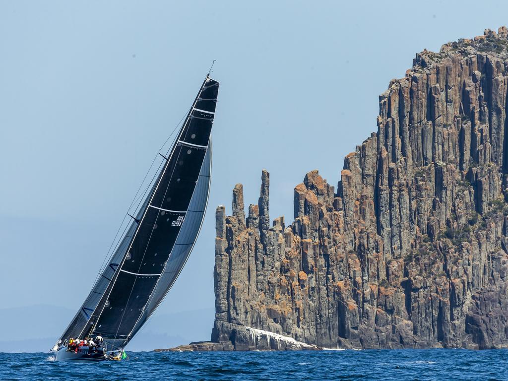 sydney to hobart yacht alive