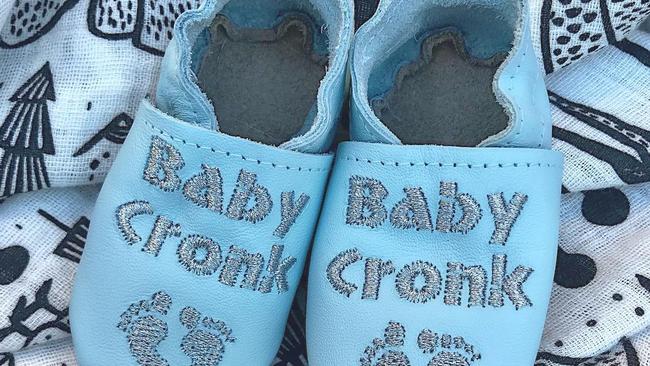 The Instagram post anouncing the birth of a baby boy for Sydney Roosters NRL star Cooper Cronk and TV presenter Tara Rushton. Picture: @tararushtonfox