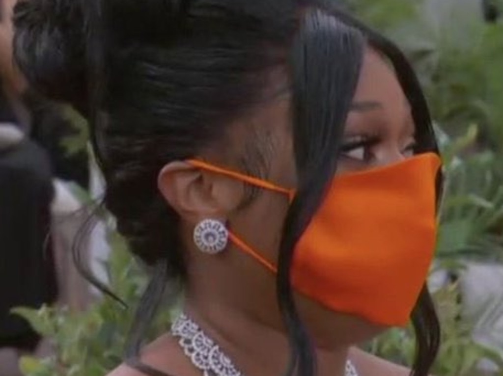 Everyone attending the awards were wearing masks. Picture: Channel 10