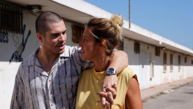 Francois Civil and Adele Exarchop in Beating Hearts
