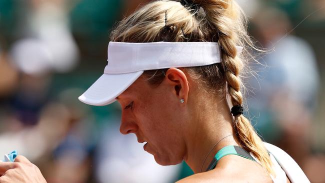 World No. 1 Angelique Kerber has been dumped out of the French Open in the first round.