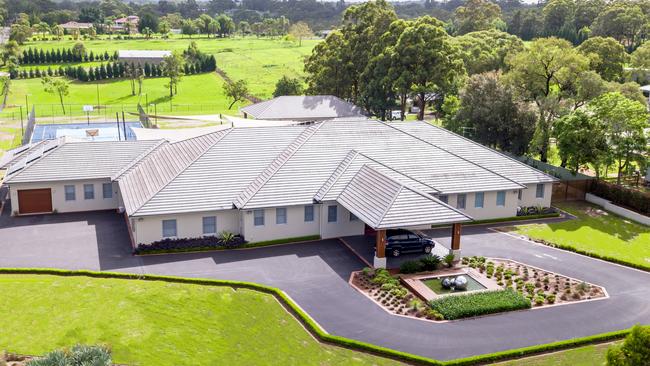 Kenthurst mansions sells for more than $6.66 million | news.com.au ...