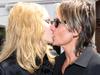 Nicole and Keith’s wild make-out session