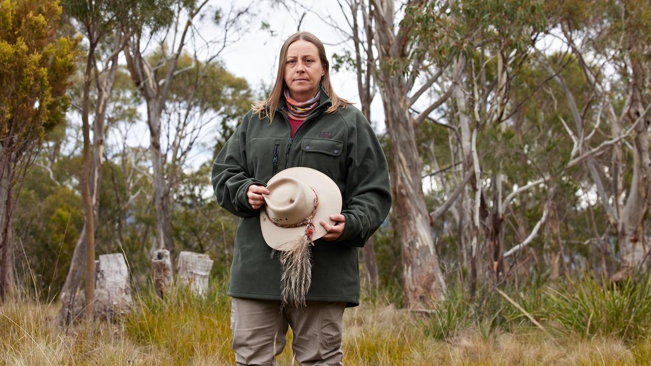 Alone Australia Meet The 10 Australians Braving The Tasmania Wilderness And Winter Daily