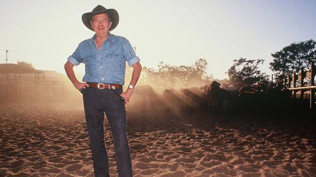 Slim Dusty at Carlton Hill Station in 1992. Picture: John Elliott