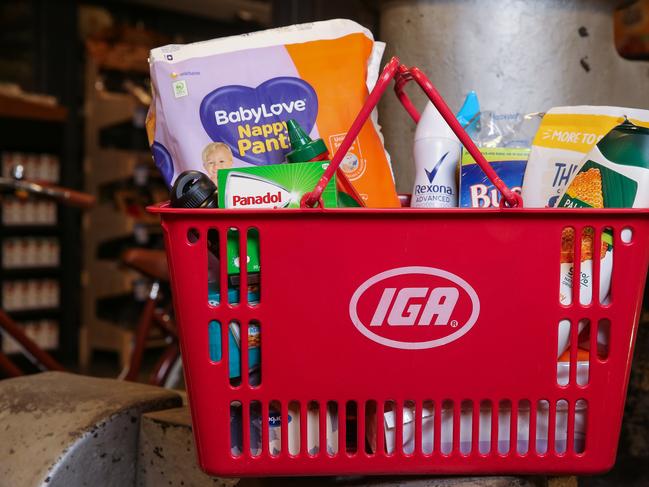 SYDNEY, AUSTRALIA - Newswire Photos - MAY 31 2023: IGA Supermarkets CEO, Grant Ramage is at the IGA supermarket at Eveleigh in Sydney, as they offer their Low Prices Every Day initiative. Picture : NCA Newswire / Gaye Gerard