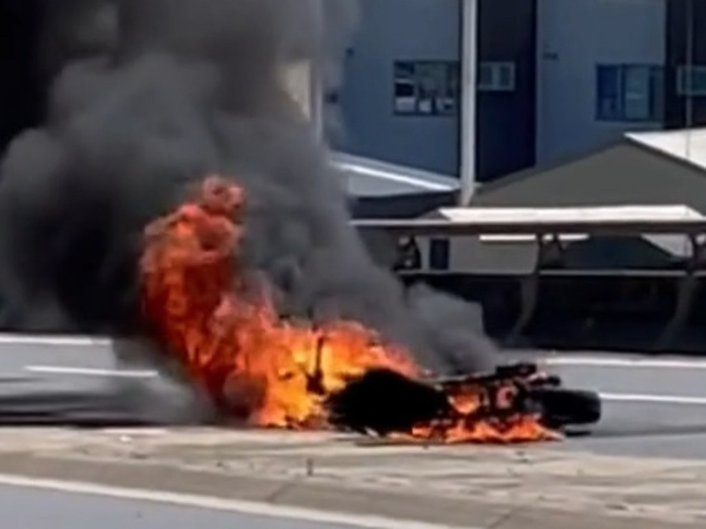 Motorbike fire central Geelong, Feb 17. Picture: Kirsty Bishop