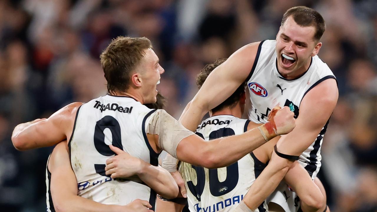 Carlton claimed a stunning two-point win over Melbourne to advance to a preliminary final on Friday night. Picture: Dylan Burns / Getty Images