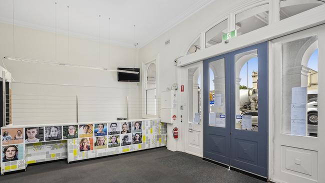 The council wants proponents to find uses for the old Geelong Post Office to complement the nearby arts and culture precinct.