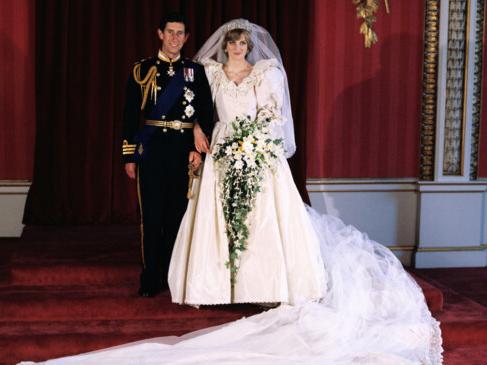 Princess Diana had a backup wedding dress that she never knew