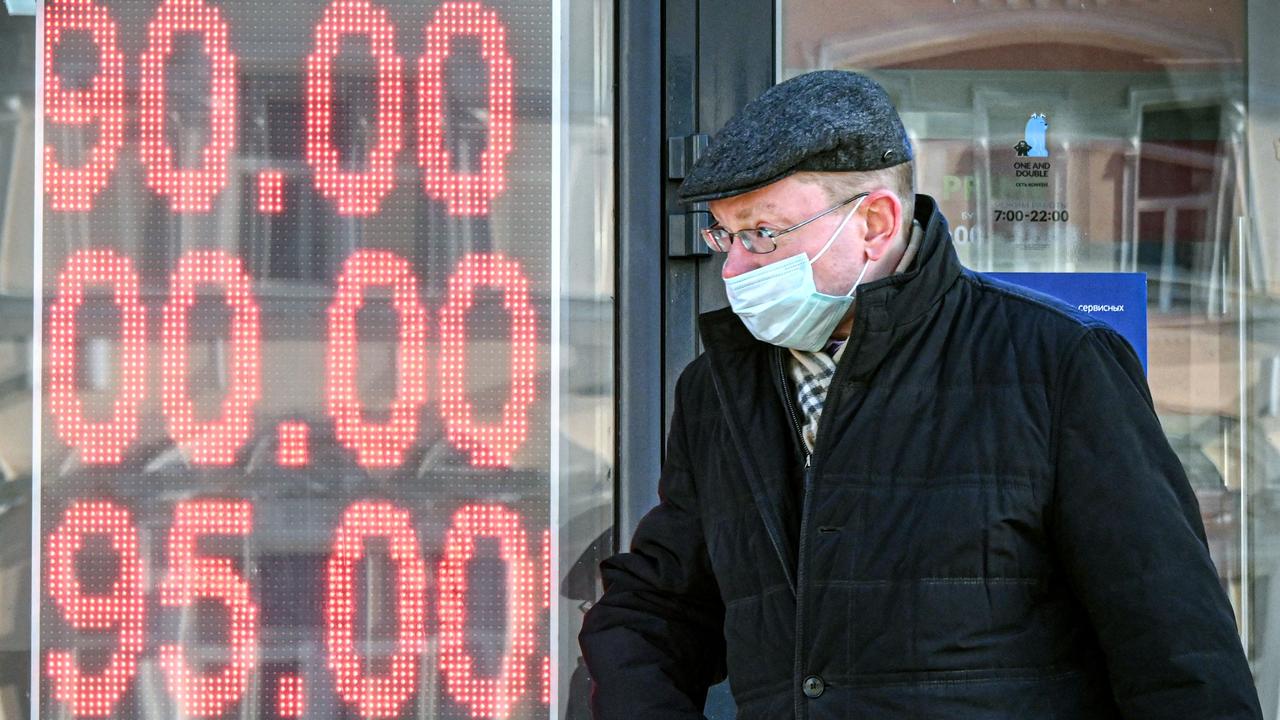 The Russian ruble collapsed against the dollar and the euro on the Moscow Stock Exchange on February 28 as the West punished Moscow with harsh new sanctions over the Kremlin's invasion of Ukraine. Picture: Alexander Nemenov / AFP