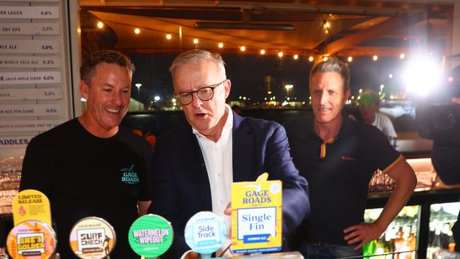 Anthony Albanese later dropped in at the iconic Gage Roads Brewery in Fremantle with Josh Wilson, Matt Keogh and Pat Gorman. Picture: Mark Stewart / NewsWire