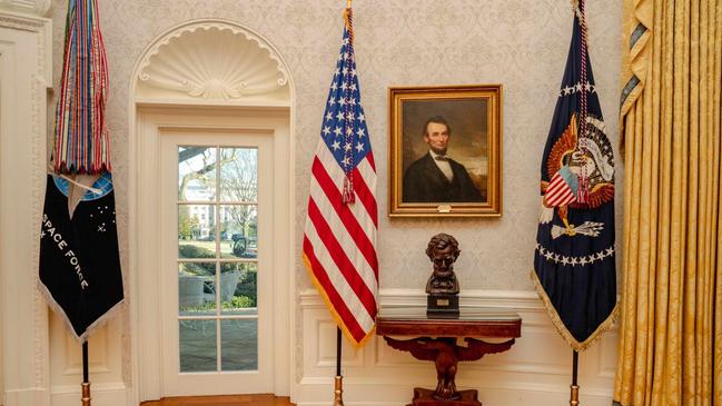 A portrait of Abraham Lincoln adorns the Oval Office. Picture: WSJ